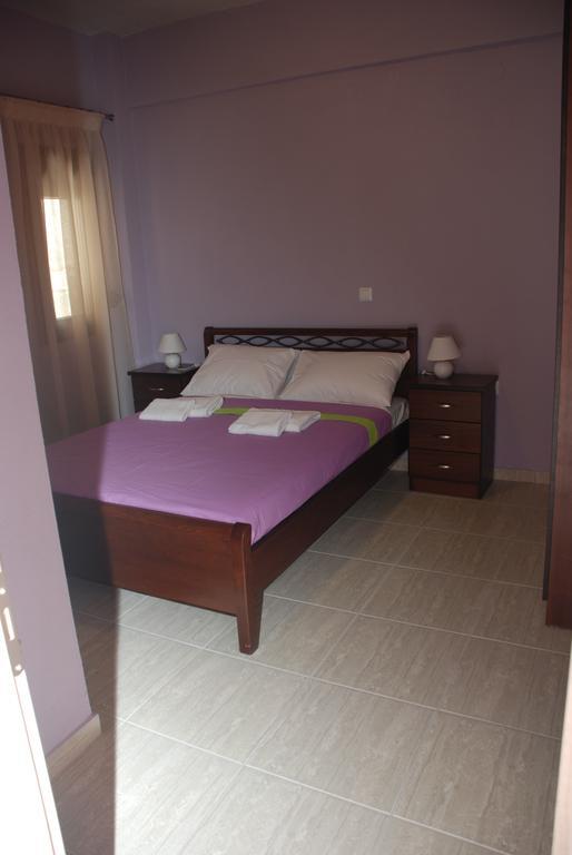 Marianna Apartments Nea Roda Room photo